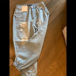 Kittenish jean joggers